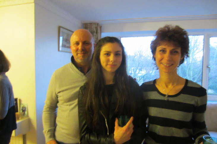 06 Sophie Dowson with parents
